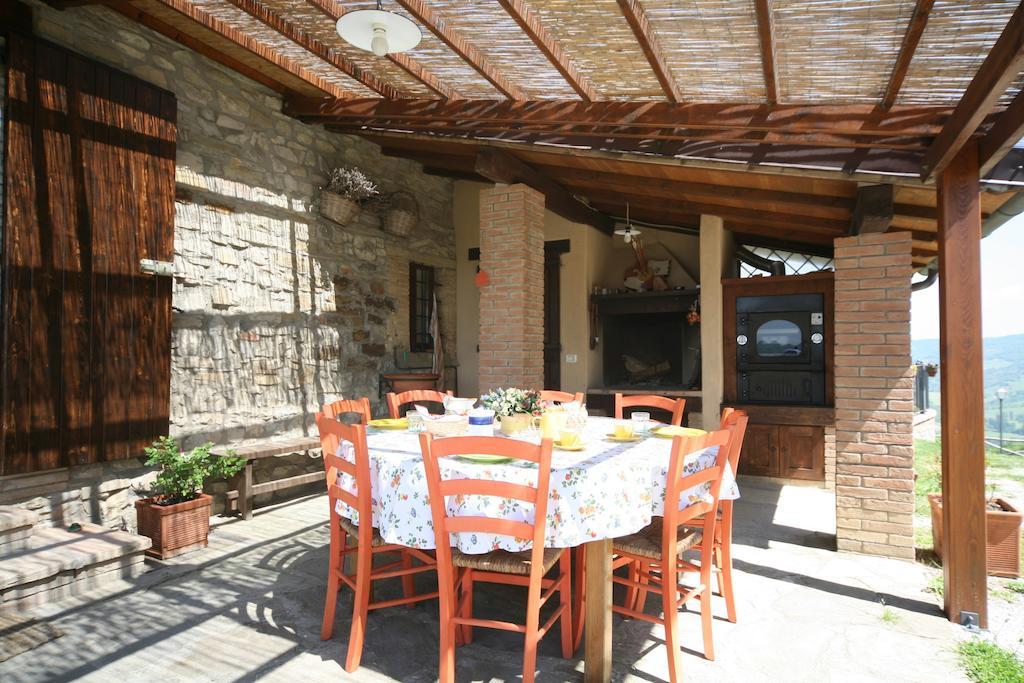 Agriturismo Monte Valentino Pietralunga  Esterno foto